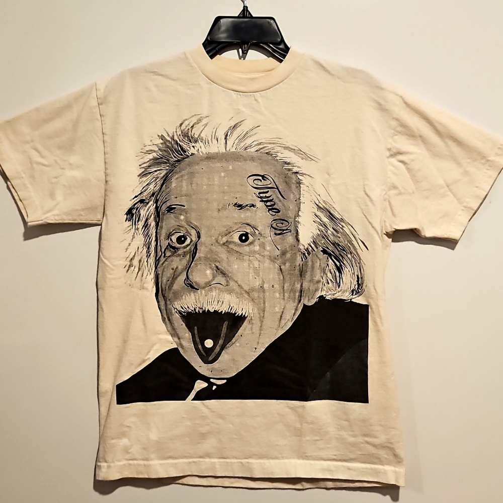Albert Einstein 'Tyoe A' Genius short sleeve cream graphic Tee Med.